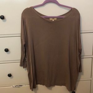 quarter sleeve piko top